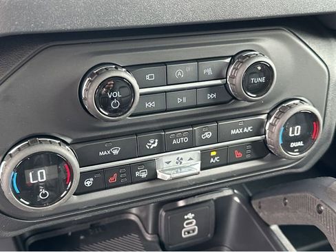 New 2026 Ford Bronco Badlands AWD/4WD image 30