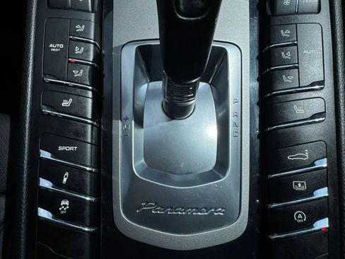 Used 2012 Porsche Panamera image 20