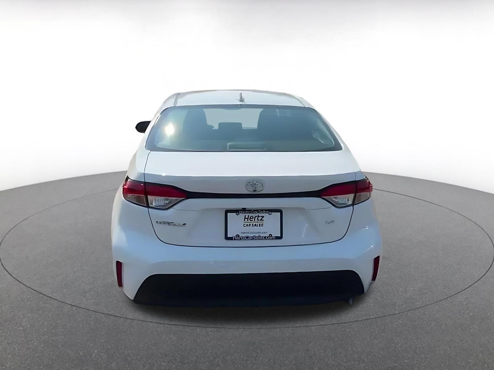 Used 2025 Toyota Corolla LE FWD image 13