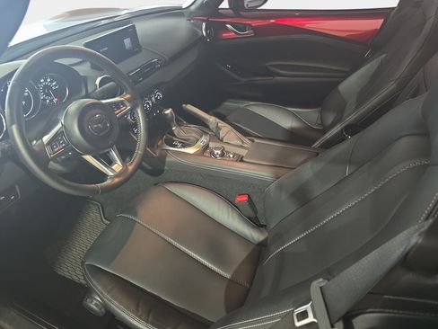 Used 2025 MAZDA MX-5 Miata RF Grand Touring RWD image 12