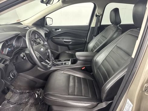 Used 2018 Ford Escape SEL AWD/4WD image 4