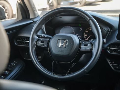 Used 2024 Honda HR-V EX-L image 12