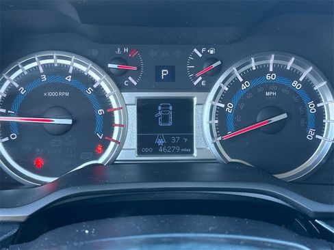 Used 2019 Toyota 4Runner SR5 w/ Wilderness Package image 20