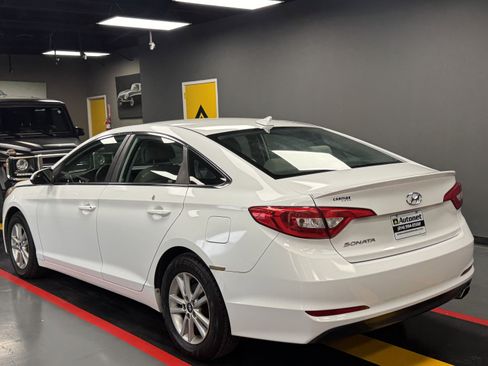 Used 2017 Hyundai Sonata SE image 4