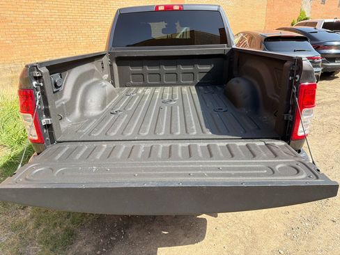 Used 2022 RAM 2500 Big Horn w/ Level A Equipment Group AWD/4WD image 8