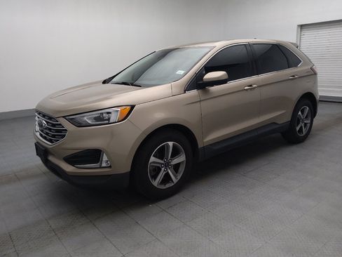 Used 2021 Ford Edge SEL w/ Convenience Package FWD image 2
