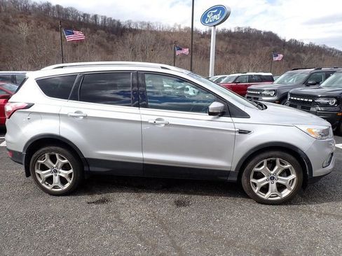 Used 2018 Ford Escape Titanium w/ Ford Safe & Smart Package image 6