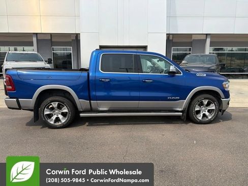 Used 2019 RAM 1500 Laramie AWD/4WD image 8