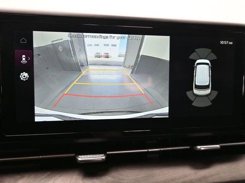 Used 2024 Kia Carnival EX image 47