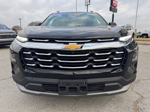 Used 2025 Chevrolet Equinox LT w/ Convenience Package II image 10