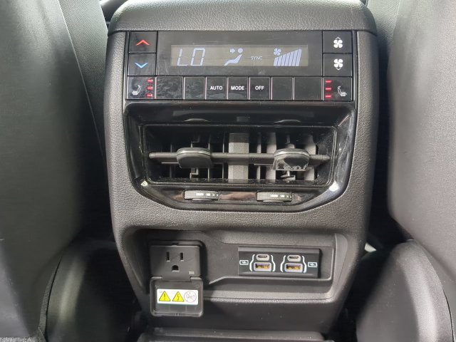 Used 2021 Jeep Grand Cherokee L Limited RWD image 18