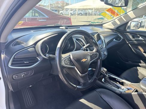 Used 2021 Chevrolet Malibu Premier image 9