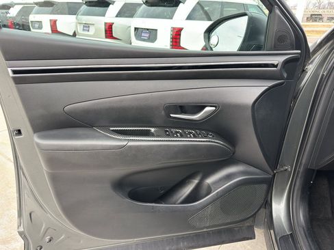 Used 2022 Hyundai Tucson Blue image 10