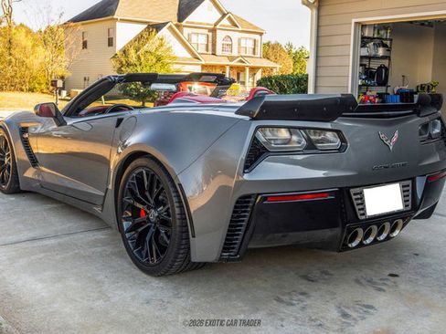 Used 2016 Chevrolet Corvette Z06 w/ 3LZ Preferred Equipment Group image 6