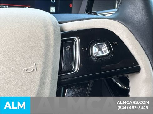 Used 2025 Lincoln Corsair AWD w/ Equipment Group 101A image 31