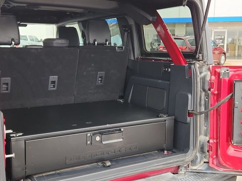Used 2025 Ford Bronco Badlands AWD/4WD image 8
