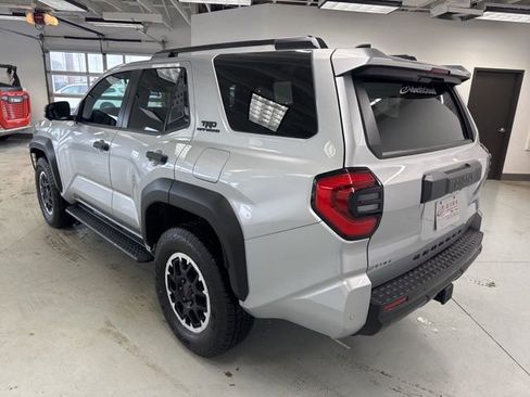 Used 2025 Toyota 4Runner TRD Off-Road Premium image 8