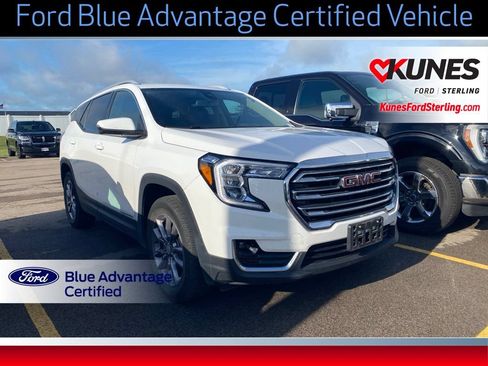 Used 2023 GMC Terrain SLT AWD/4WD image 1