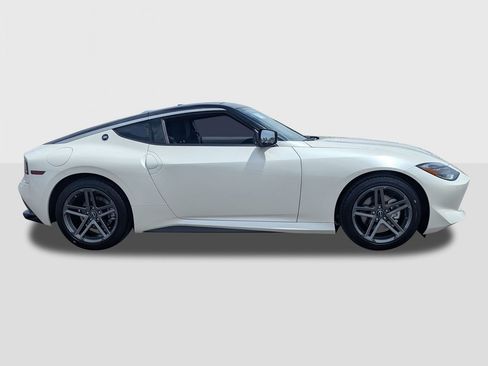 New 2027 Nissan Z Performance w/ Essentials Package (Sport) RWD image 6
