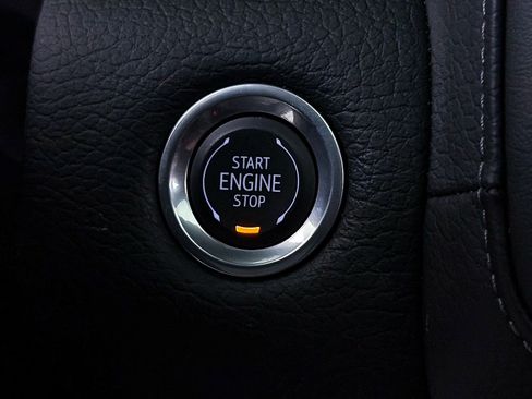 Used 2024 GMC Yukon Denali AWD/4WD image 35