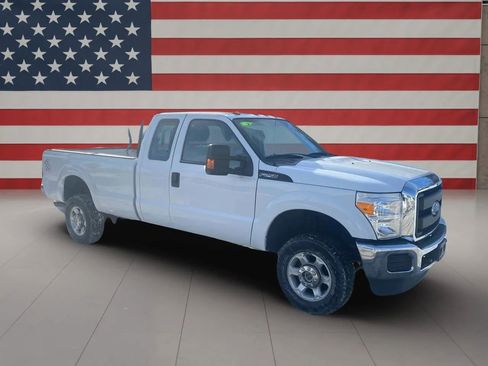 Used 2016 Ford F250 XL w/ XL Appearance Package image 2