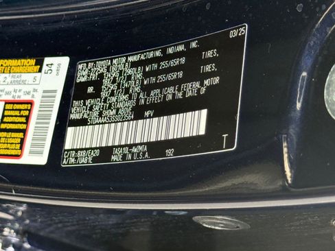 Used 2025 Toyota Grand Highlander XLE image 21