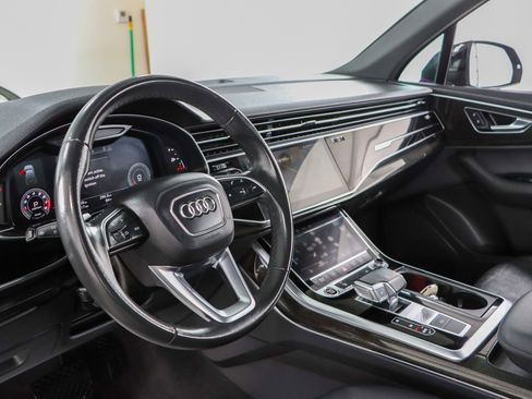 Used 2021 Audi Q7 2.0T Premium w/ Convenience Package AWD/4WD image 23
