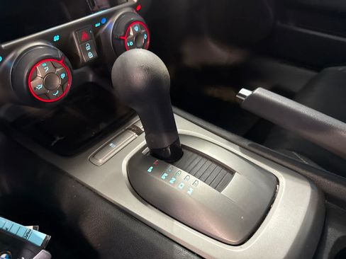 Used 2013 Chevrolet Camaro LS RWD image 27
