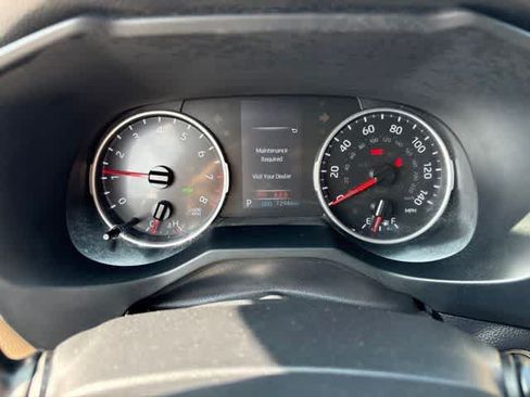 Used 2019 Toyota RAV4 XLE Premium FWD image 15