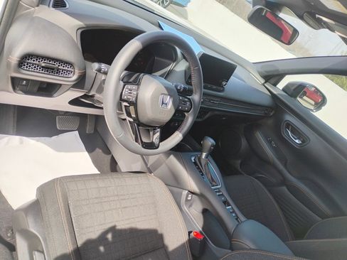 Certified 2023 Honda HR-V Sport image 30