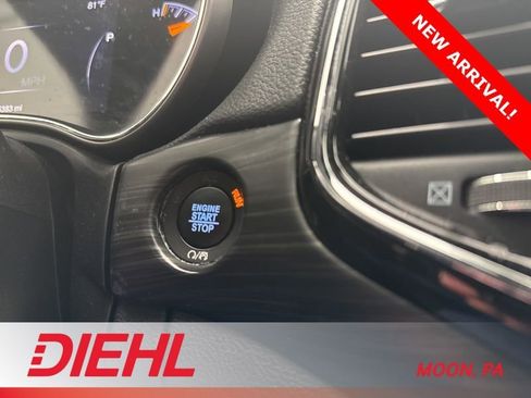 Used 2021 Jeep Grand Cherokee Laredo X image 26