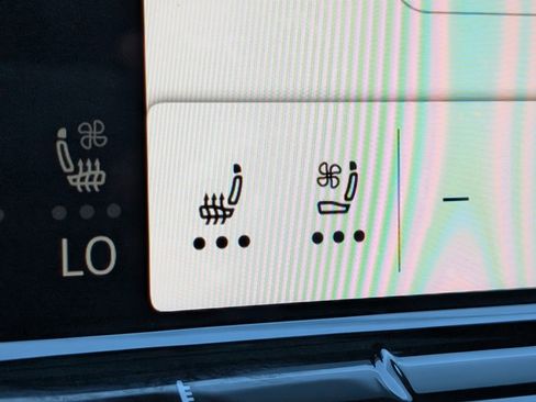 Used 2024 Volkswagen Atlas SEL image 38