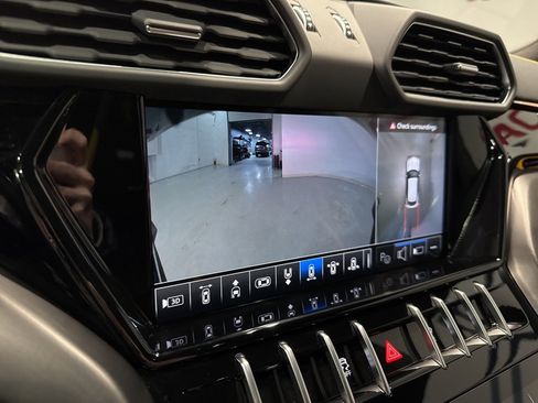 Used 2024 Lamborghini Urus S image 41