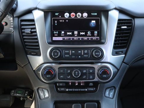 Used 2017 Chevrolet Tahoe LT image 8