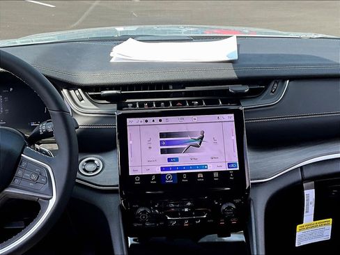 New 2024 Jeep Grand Cherokee Limited 4xe image 13