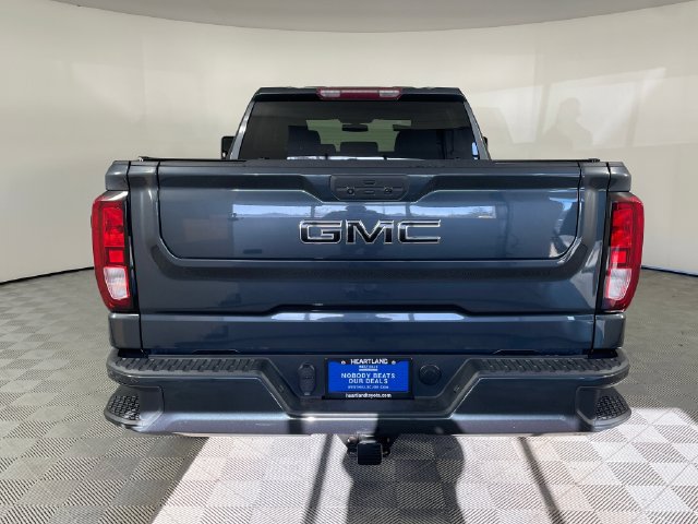 Used 2021 GMC Sierra 1500 Elevation w/ LPO, Elevation Black Package AWD/4WD image 14