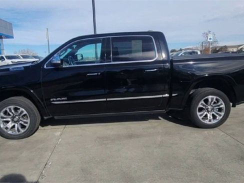 Used 2022 RAM 1500 Limited w/ Body Color Bumper Group image 6