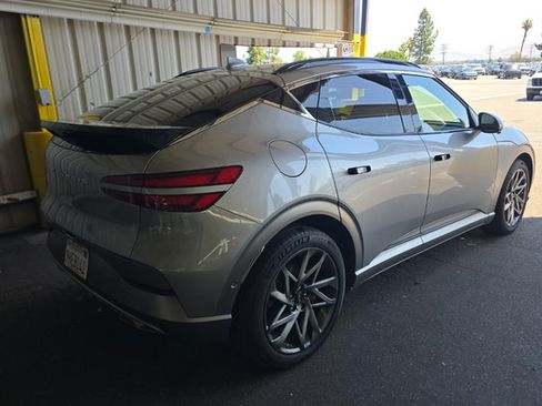 Used 2023 Genesis GV60 Advanced w/ Cargo Package AWD/4WD image 3