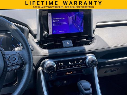 Used 2023 Toyota RAV4 XLE AWD/4WD image 6