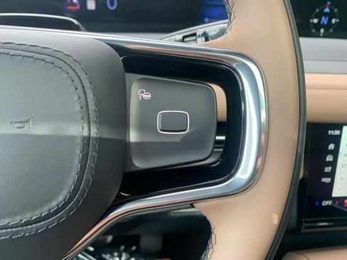 New 2025 Lincoln Navigator L Black Label image 31