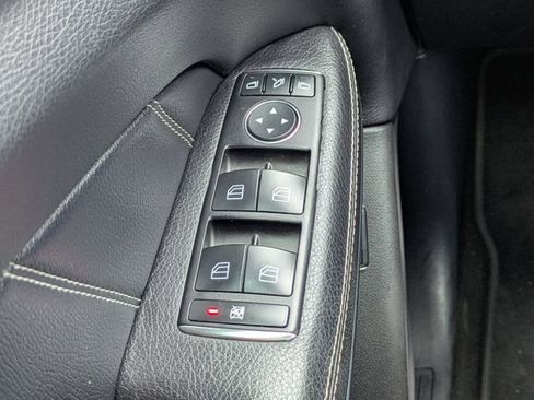 Used 2014 Mercedes-Benz GL 350 BlueTEC 4MATIC image 28