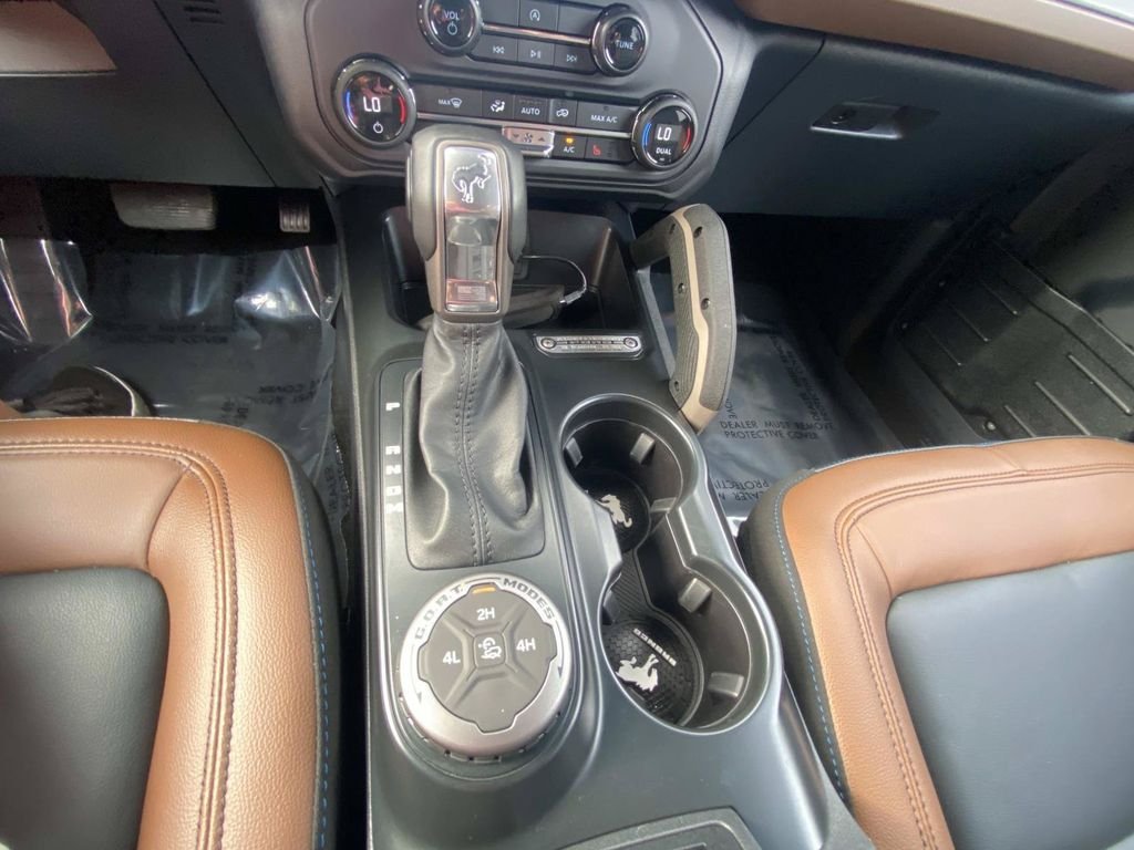 Used 2024 Ford Bronco Outer Banks AWD/4WD image 28