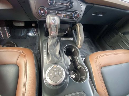 Used 2024 Ford Bronco Outer Banks AWD/4WD image 28