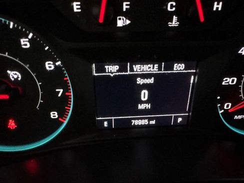 Used 2021 Chevrolet Malibu LT FWD image 47