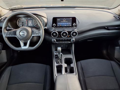 Used 2020 Nissan Sentra S image 14