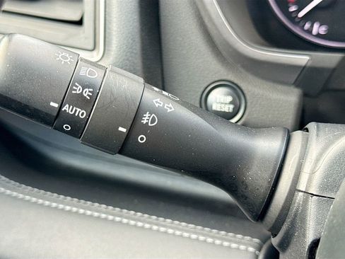 Certified 2023 Subaru Ascent Limited w/ Technology Package image 16