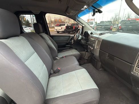 Used 2004 Nissan Titan SE w/ (Bed) Utility Bed Pkg image 15