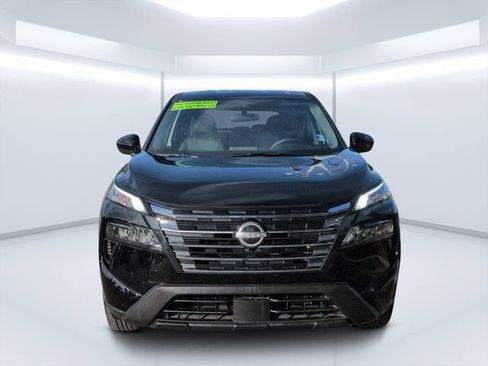 Used 2025 Nissan Rogue SV FWD image 8