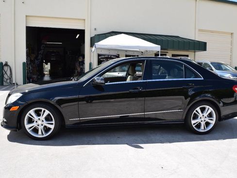 Used 2013 Mercedes-Benz E 350 Sedan image 4