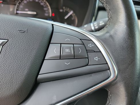 Used 2019 Cadillac XT5 Luxury image 19